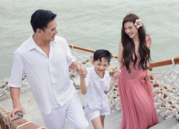 Trước đó, Thúy Diễm cho biết, cô rất buồn vì mỗi ngày, một số cư dân mạng lại dùng lời lẽ nặng nề đối với cảnh diễn. Ảnh: FB Lương Thế Thành.