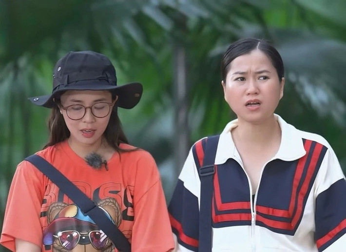 “Lúc xem lại, tôi xin lỗi chị Lâm Vỹ Dạ vì chị lớn tuổi hơn, mình nói thế lại không hay, phải biết tiết chế lại. Tôi sẽ rút kinh nghiệm sau chuyện này. Tôi cảm ơn mọi người nhắc nhở tôi vô duyên để tôi sửa đổi", Tiền Phong dẫn lời MisThy. Ảnh: Znews.