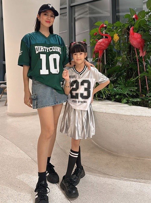 Lê Phương và Trung Kiên có một cô con gái chung tên Bông. Ảnh: FB Lê Phương.