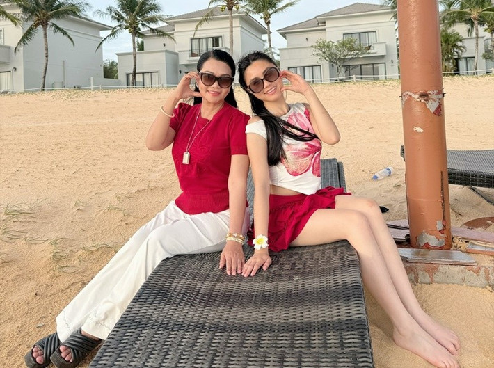 Nhiều khán giả nhận xét nhan sắc của Hà Tiên không thua kém hot girl. Ảnh: FB Ngọc Huyền.