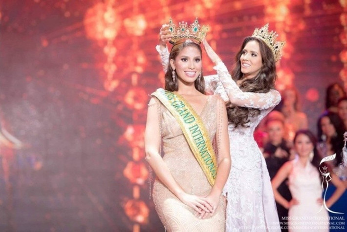 “Anea Garcia sẽ bị tước bỏ danh hiệu Hoa hậu Hòa bình Quốc tế 2015 do không thể hoàn thành nghĩa vụ theo thỏa thuận trong hợp đồng với ban tổ chức”, phía ông Nawat cho hay. Ảnh: Người Đưa Tin.
