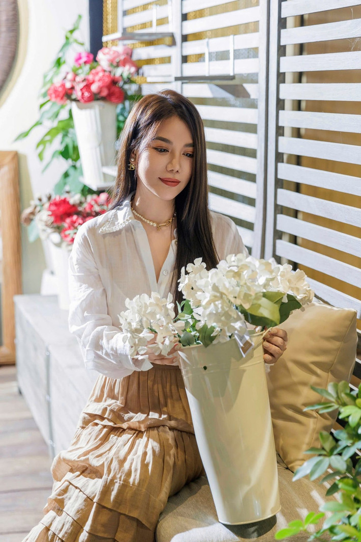 Trương Ngọc Ánh đóng nhiều phim. Ngoài ra, cô còn sản xuất phim ảnh.