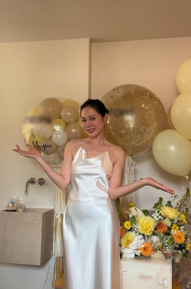 Son Ye Jin và Hyun Bin hẹn hò sau khi đóng chung phim Hạ cánh nơi anh năm 2020. Tháng 3/2022, đôi uyên ương tổ chức đám cưới. Tháng 11/2022, Son Ye Jin sinh con trai đầu lòng. Ảnh: Đời Sống Gia Đình.