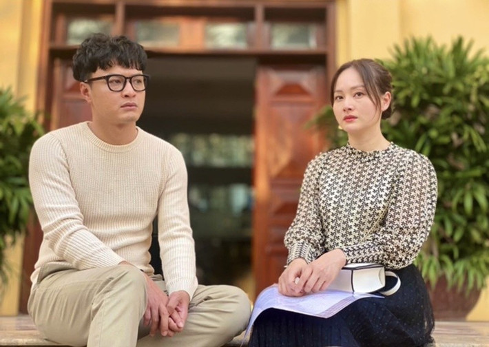 Lan Phương đóng vợ Hồng Đăng trong Thương ngày nắng về. Gần đây, cô công khai hôn nhân tan vỡ. Chia sẻ với Tiền Phong, nữ diễn viên cho biết, cô ly thân với ông xã người Anh từ tháng 8/2024. Ảnh: Đời Sống Pháp Luật.