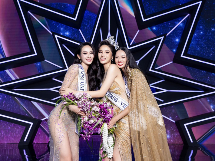 Chân dài sinh năm 1998 thử sức ở nhiều cuộc thi hoa hậu, người mẫu. Ảnh: FB Vũ Thúy Quỳnh.