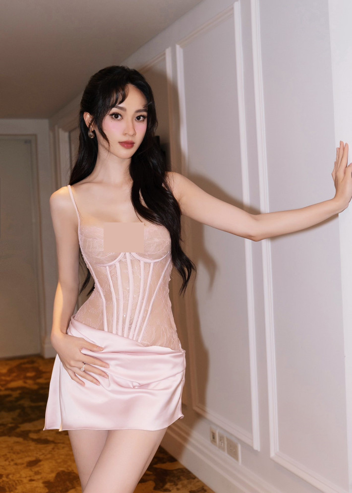 Nhiều fan khen ngợi mỹ nhân Điện Biên xinh đẹp như “búp bê sống”. Ảnh: FB Vũ Thúy Quỳnh.