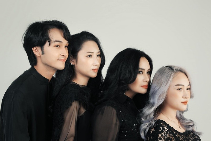 Hồng Vân thừa hưởng nhiều nét đẹp của mẹ, đã lập gia đình, có hai con và sống kín tiếng. Ảnh: FB Thanh Lam.