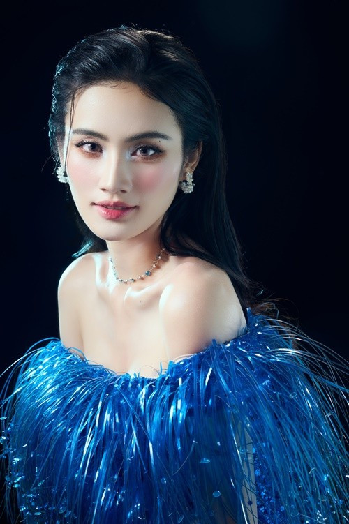 Ý Nhi chia sẻ, cô biết ơn, có được nhiều bài học sau hành trình ở Miss World. “Nhi luôn cố gắng mỗi ngày càng để bản thân hoàn thiện hơn”, nàng hậu cho hay. Ảnh: Sen Vàng.