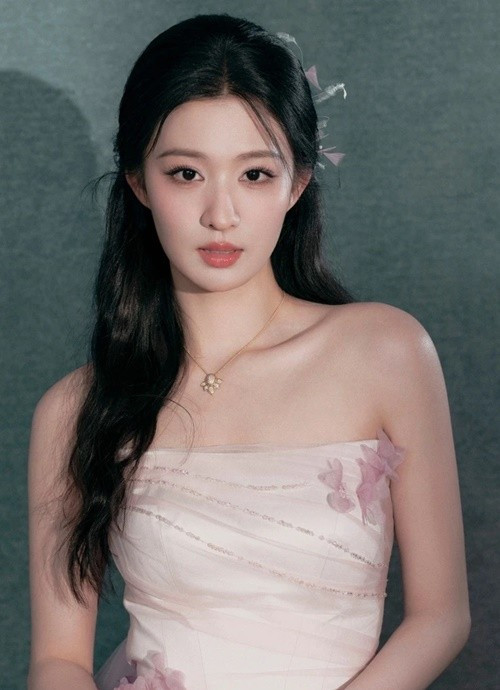 "Tiểu Lưu Diệc Phi" kín tiếng về chuyện tình cảm. Ảnh: Znews.