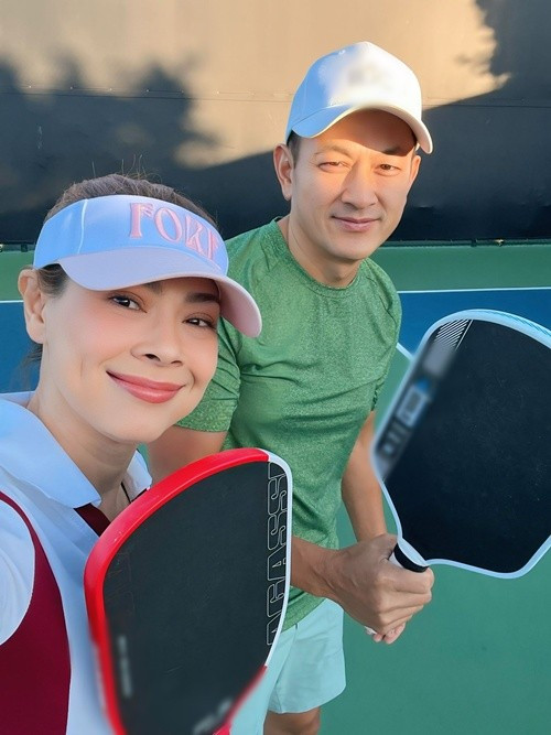 Thanh Thảo thường xuyên chơi pickleball ở Mỹ cùng chồng - doanh nhân Tom Han. Ảnh: FB Thanh Thảo.
