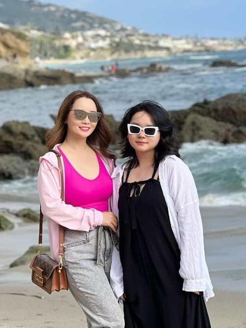 Vợ chồng Mai Thu Huyền có hai con chung. Ảnh: FB Mai Thu Huyền.