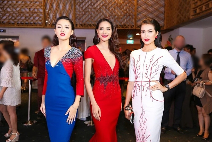 Thời điểm đăng quang Hoa hậu Hoàn vũ Việt Nam 2015, Phạm Hương cao 1m74, có số đo ba vòng 78-63-93 cm. Trà My cao 1m78, có số đo ba vòng 83-64-99 cm. Ảnh: Znews.
