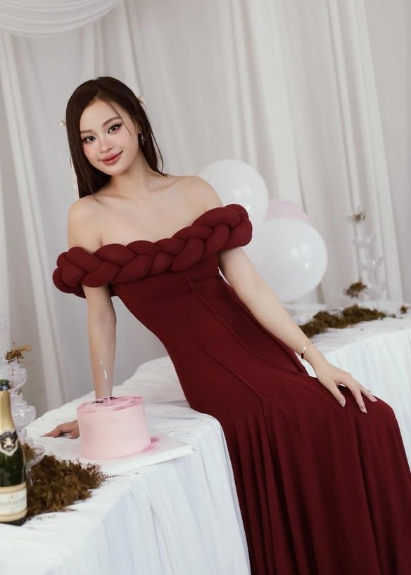 Đào Hiền cho biết, việc rời công ty Sen Vàng không phải là lời chia tay, mà là một dấu mốc để bước tiếp trên con đường mới. Ảnh: Instagram Đào Hiền.