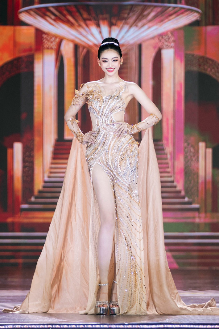 Yến Nhi đánh bại 34 người đẹp để đăng quang trong chung kết Miss Grand Vietnam 2025 - Hoa hậu Hòa bình Việt Nam 2025. Ảnh: Miss Grand Vietnam.