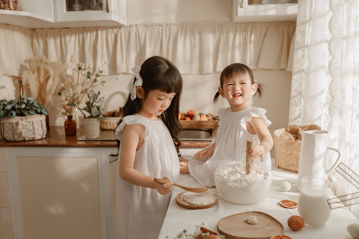 Trương Mỹ Nhân chia sẻ, điều hạnh phúc nhất trên đời là được thấy nụ cười hạnh phúc của các con. Ảnh: FB Trương Mỹ Nhân.