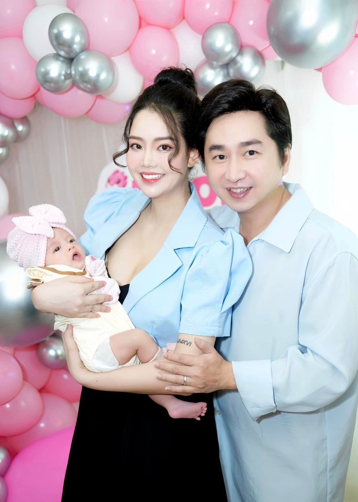 Bảo Anh viết tặng con gái ca khúc Mẹ nhìn xem. Ảnh: FB Bảo Anh.