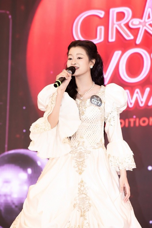 La Ngọc Phương Anh vào top 5 phần thi Grand Voice Award ở cuộc thi Miss Grand Vietnam 2025. Ảnh: FB Phương Anh.