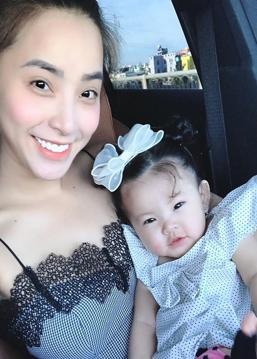 Bé Kem - con gái của ca sĩ Hải Băng và diễn viên Thành Đạt chào đời vào năm 2017. Ảnh: FB Hải Băng.