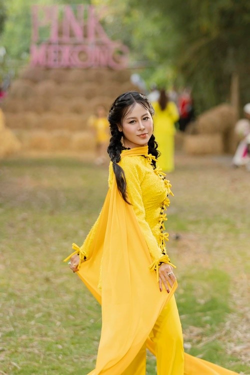Đến nay chưa có thông tin mới về việc diễn viên Nam Thư nhờ pháp luật can thiệp khi vướng lùm xùm. Ảnh: FB Nam Thư.