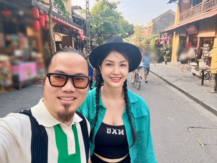 Nhan sắc tươi trẻ của vợ Vượng Râu khiến nhiều người phải trầm trồ. Ảnh: FB Thu Hiền.