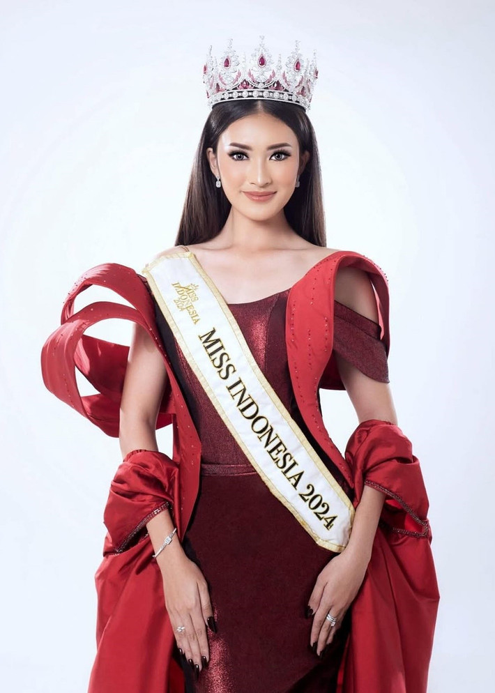 Màn trình diễn piano tuyệt vời ở phần thi Tài năng giúp đại diện Indonesia - Monica Kezia Sembiring vào thẳng top 40 Miss World 2025. Ảnh: Instagram Monica.