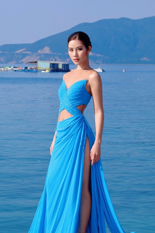 Người đẹp sinh năm 1998 đến từ Bắc Ninh, cao 1m75, có số đo ba vòng 77-58-93cm. Ảnh: FB Lan Anh.