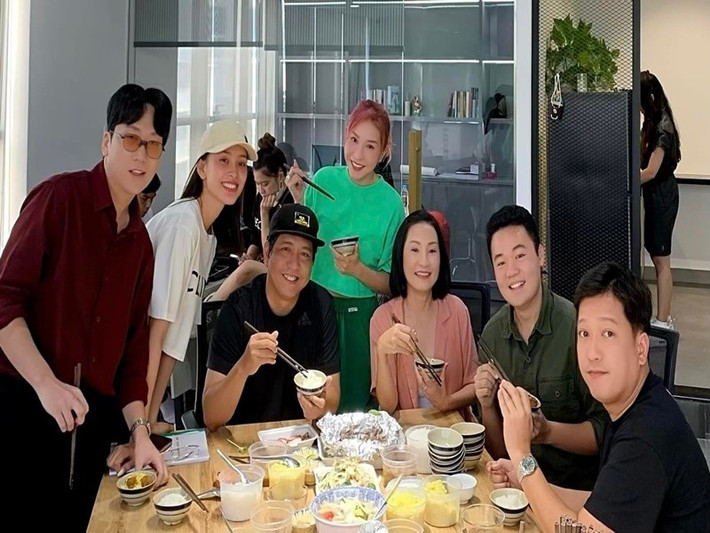 Hồng Đào từng chia sẻ trên VOV, cát-sê không phải là yếu tố quyết định khi nhận kịch bản. Ảnh: FB Hồng Đào.