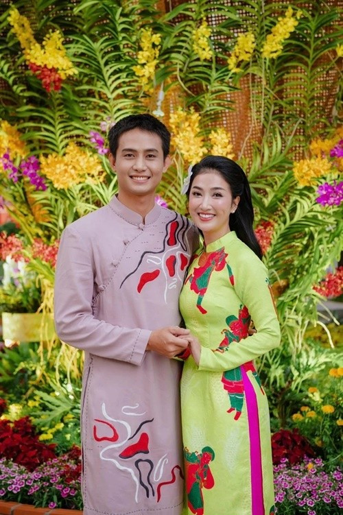 Diễn viên Quỳnh Lam đang hẹn hò Vũ Đằng. Theo Znews, cặp đôi ‘chị em’ chênh nhau 10 tuổi. Ảnh: Znews.
