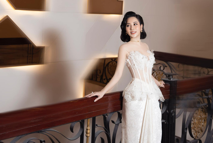 Nữ ca sĩ sinh năm 1991 đam mê ca hát nhưng không được bố mẹ ủng hộ. Ảnh: FB Tố My.