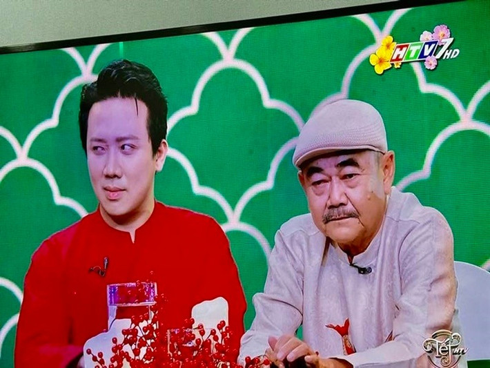 "Theo tôi thì cả trăm năm mới xuất hiện một nghệ sĩ như Trấn Thành. Theo tôi là vậy, ai cãi lại thì chịu", nghệ sĩ Việt Anh chia sẻ. Ảnh: FB NSND Việt Anh.