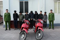Bắt nhóm đối tượng vị thành niên ở Nghệ An trộm cắp xe máy rồi đưa đi cầm cố