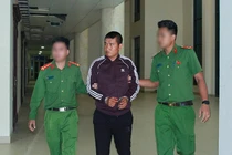 Đối tượng trốn nã liên quan đường dây vận chuyển 18 bánh heroin 'sa lưới'