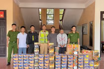  Bắt quả tang đối tượng vận chuyển hơn 300kg pháo nổ ở Nghệ An