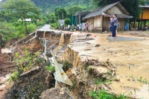 Nghệ An khắc phục 10 tuyến quốc lộ và đường tỉnh bị hư hỏng do mưa lũ