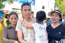 Bị cáo trong vụ gà lôi trắng được tại ngoại vui mừng khi về đến nhà