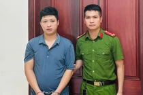 Bắt đối tượng tàng trữ trái phép chất ma túy ở Nghệ An