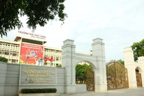 Trường Đại học Vinh kỷ luật cảnh cáo 2 cán bộ bị tố “gạ gẫm” nữ sinh
