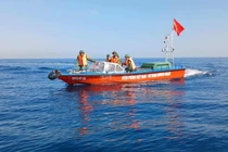 Tích cực tìm kiếm ngư dân ở Đà Nẵng mất tích khi đi câu trên biển