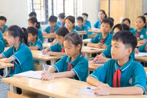 Nhiều trường học ở Nghệ An, Hà Tĩnh hoãn tựu trường, nghỉ học ngày mai