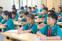 Học sinh Nghệ An, Hà Tĩnh tạm hoãn tựu trường do bão số 5