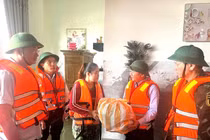 Thường trực Ban Bí thư Trần Cẩm Tú kiểm tra công tác khắc phục hậu quả mưa, lũ tại Đà Nẵng