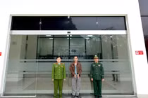 Vừa nhập cảnh về Việt Nam, đối tượng bị bắt sau 15 năm trốn truy nã