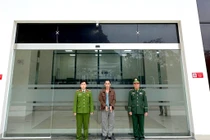 Vừa nhập cảnh về Việt Nam, đối tượng bị bắt sau 15 năm trốn truy nã