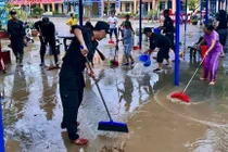 Nếu không chủ động triển khai các biện pháp vệ sinh, nguy cơ bùng phát các bệnh như tiêu chảy, đau mắt đỏ, viêm da, nước ăn chân, bệnh đường hô hấp… là rất lớn.