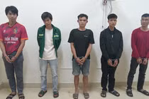 Bắt nhóm đối tượng cướp giật tài sản của người đi đường