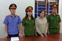 Bắt nữ giám đốc công ty sản xuất hơn 2,7 triệu lít dầu ăn giả