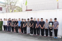  Xử lý nhóm thanh thiếu niên lạng lách, mang hung khí gây rối trật tự ở Nghệ An