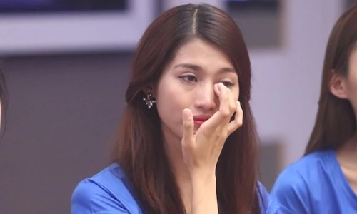 Hoa khôi áo dài: Bị chê xấu tính, Quỳnh Châu bật khóc 