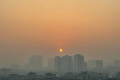 Chuyên gia 'gọi tên' nguyên nhân khiến Hà Nội chìm trong bụi mịn