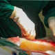 Tiêm thuốc thần y chữa đau lưng bị nhiễm trùng tụ mủ nặng